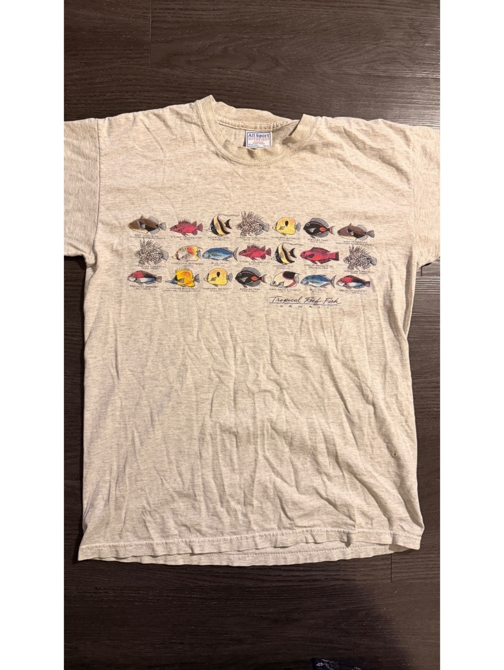 Vintage 90s Hawaii Tropical Reef Fish Graphic T-Shirt